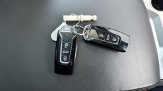 Volkswagen Touareg 3.0 V6 TDI 4Motion R-Line Tech 5dr Tip Auto Diesel Estate